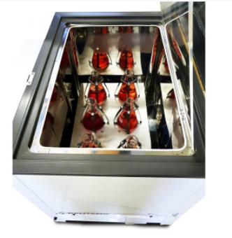 INCUBADORA REFRIGERADA DE PISO SHAKER – CAPACIDADE 175 LITROS – TEMPERATURA -10°C A 45°C – FAIXA DE AGITAÇÃO 20 A 250 RPM